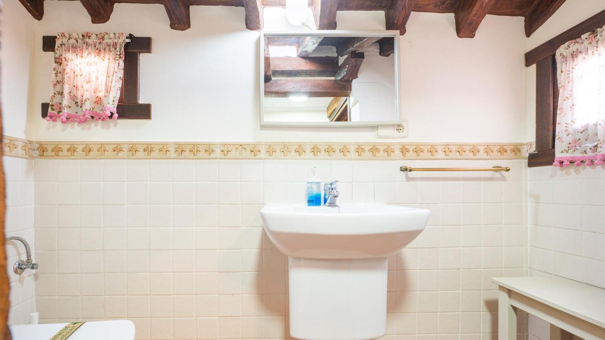 Guest house Hostal Alfonso XII By Toledo Ap 2*