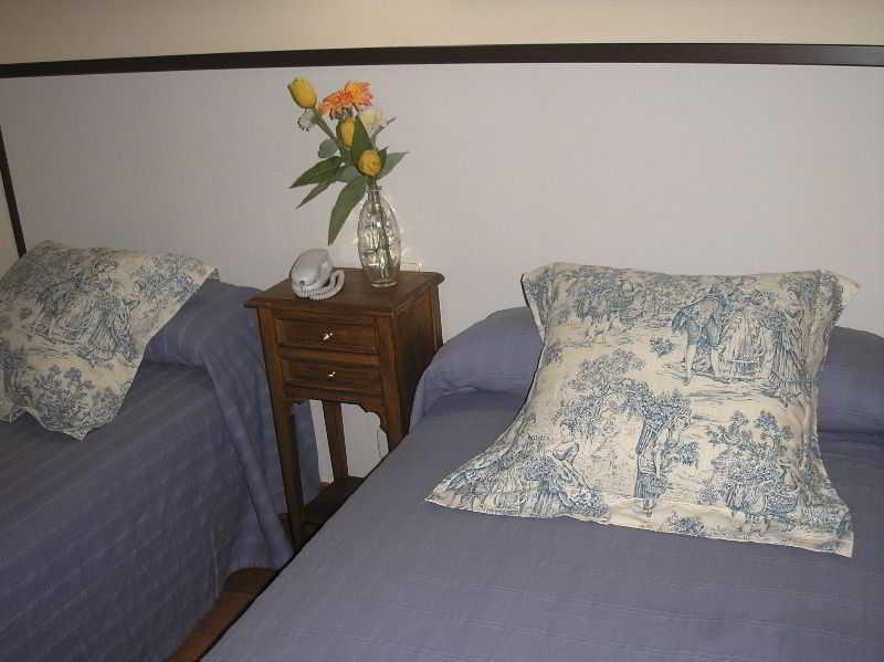Guest house Hostal Alfonso XII By Toledo Ap Toledo